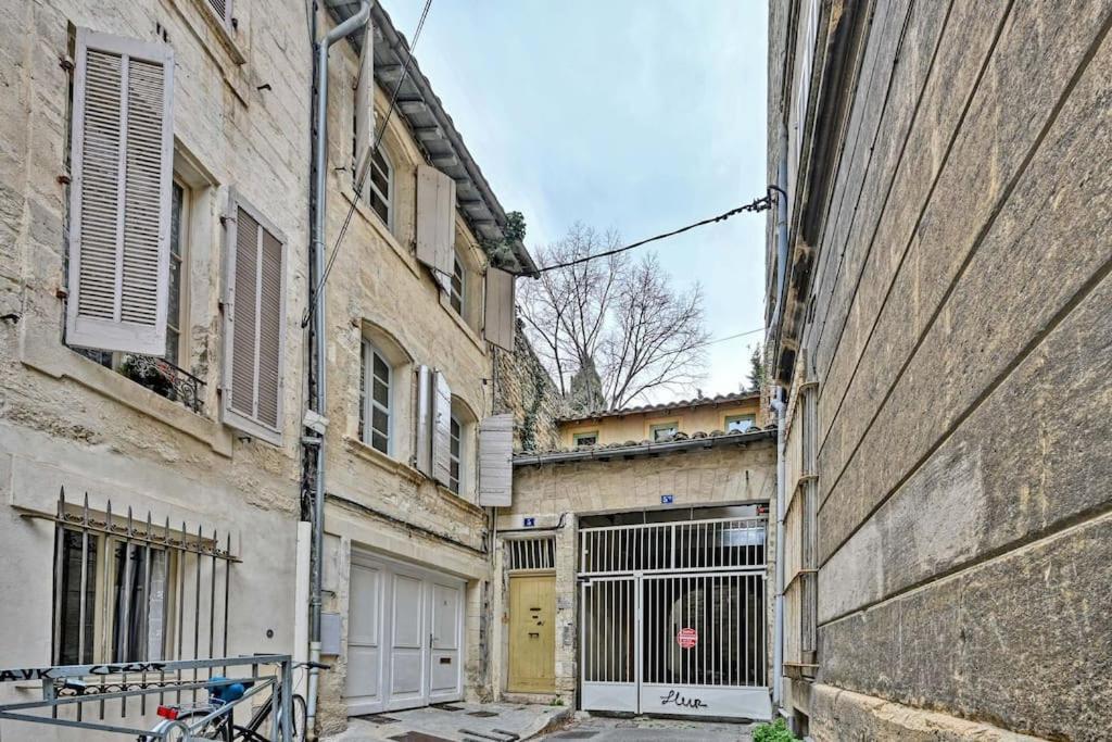 La Bulle - Parking Gratuit En Souterrain - 2 Mins Du Palais Des Papes - Clim Ac - Wifi Apartment อาวีญง ภายนอก รูปภาพ