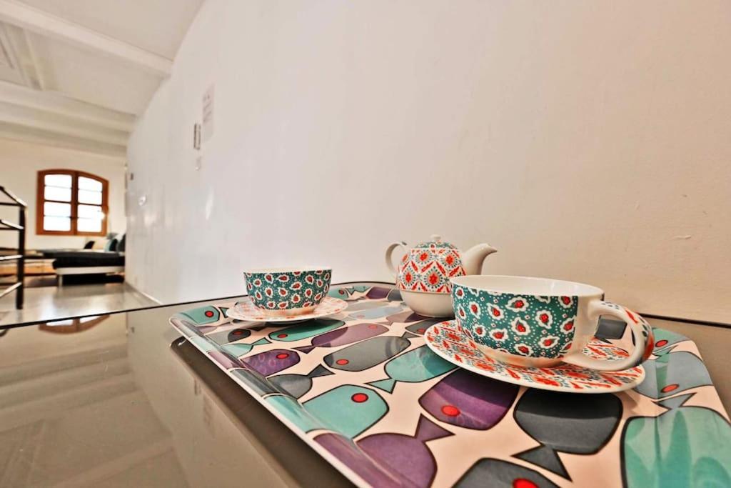 La Bulle - Parking Gratuit En Souterrain - 2 Mins Du Palais Des Papes - Clim Ac - Wifi Apartment อาวีญง ภายนอก รูปภาพ
