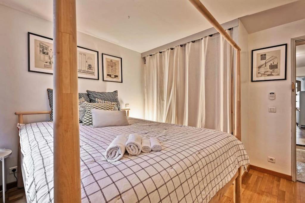 La Bulle - Parking Gratuit En Souterrain - 2 Mins Du Palais Des Papes - Clim Ac - Wifi Apartment อาวีญง ภายนอก รูปภาพ